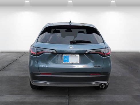 Certified 2025 Honda HR-V Sport image 7