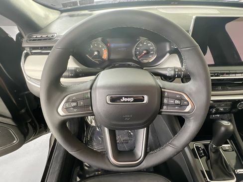 Used 2023 Jeep Compass Limited w/ Elite Group image 11