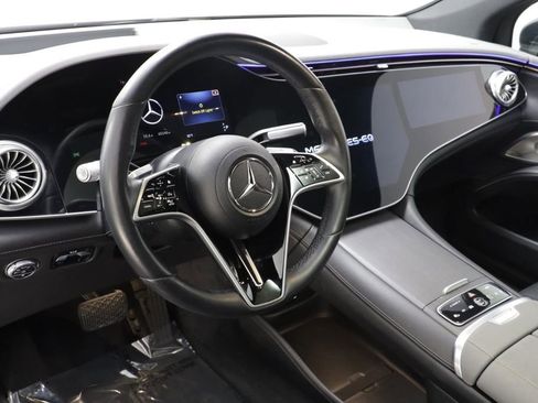 Used 2023 Mercedes-Benz EQS 580 4MATIC SUV image 7