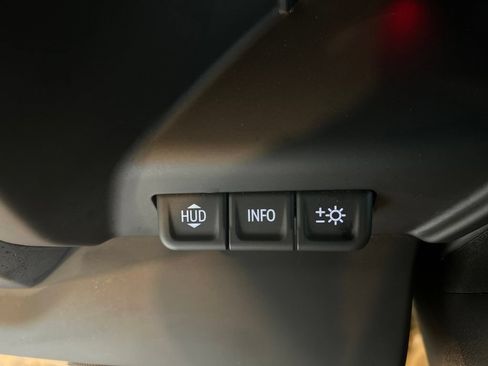 Used 2023 GMC Sierra 1500 AT4 w/ AT4 Premium Package AWD/4WD image 23