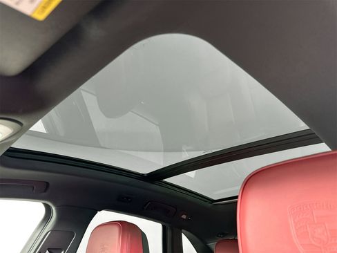 New 2025 Porsche Macan Turbo image 34