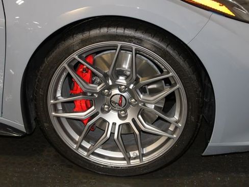 Used 2025 Chevrolet Corvette Z06 RWD image 51