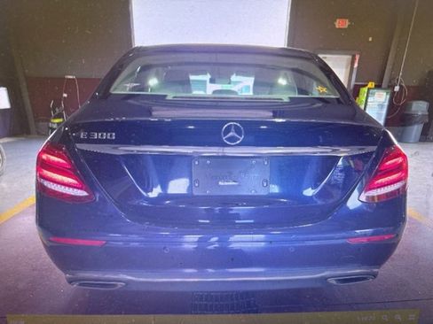 Used 2019 Mercedes-Benz E 300 w/ Premium 1 Package image 4