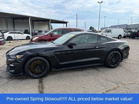 Used 2016 Ford Mustang Shelby GT350 w/ Technology Package RWD image 3