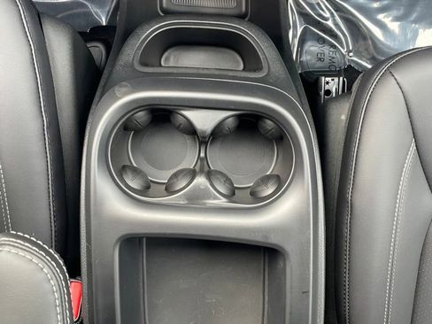 New 2026 Chrysler Pacifica Select FWD image 17