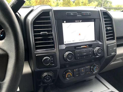 Used 2019 Ford F150 XLT w/ Equipment Group 302A Luxury AWD/4WD image 15