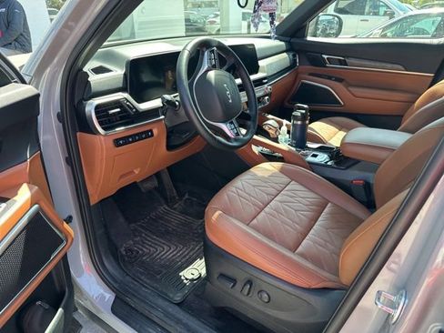 Used 2025 Kia Telluride EX X-Line AWD/4WD image 10