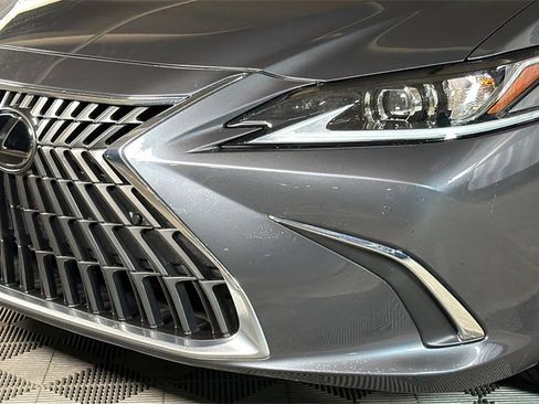 Used 2024 Lexus ES 350 Luxury w/ Technology Package image 3
