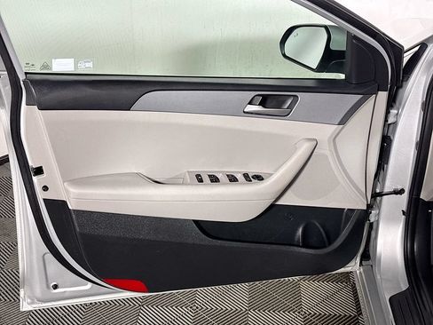 Used 2019 Hyundai Sonata SE FWD image 10