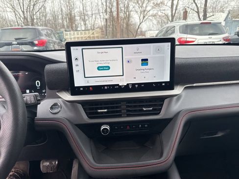 Used 2025 Ford Explorer ST-Line image 22