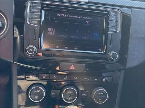 Used 2017 Volkswagen CC R-Line Executive image 13