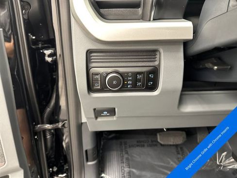 New 2026 Ford F250 XLT w/ XLT Premium Package AWD/4WD image 37