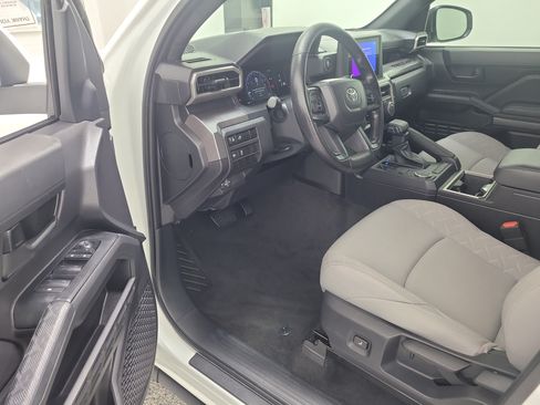 Used 2024 Toyota Tacoma SR5 RWD image 22