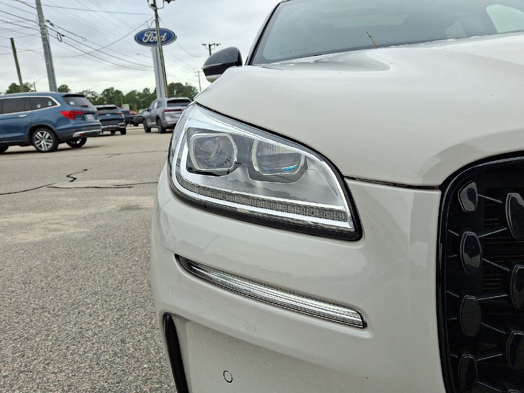 Used 2023 Lincoln Corsair Reserve w/ Equipment Group 202A AWD/4WD image 8