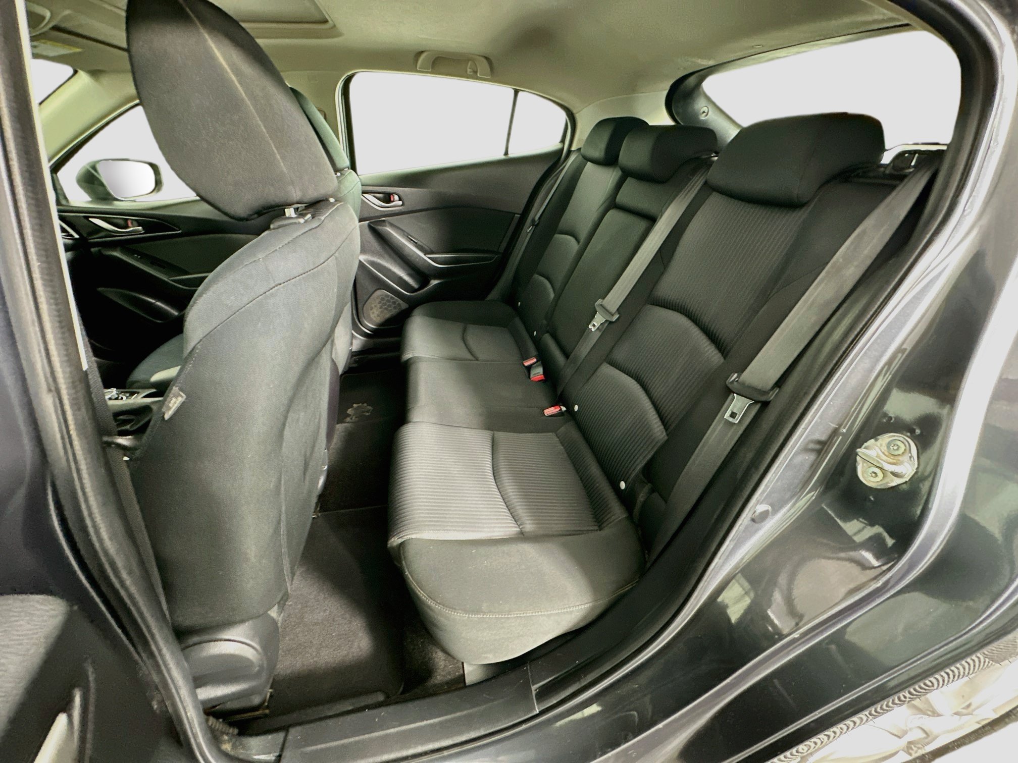 Used 2016 MAZDA MAZDA3 i Touring FWD image 28