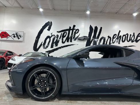 Used 2020 Chevrolet Corvette Stingray Coupe w/ Z51 Performance Package RWD image 6