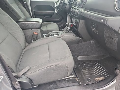 Used 2019 Jeep Wrangler Unlimited Sport S AWD/4WD image 23