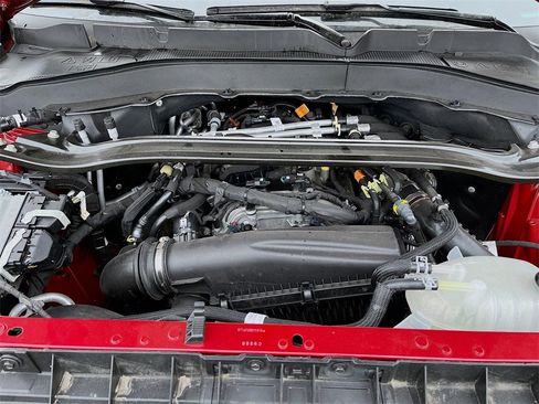 Used 2025 Ford Explorer Platinum image 30