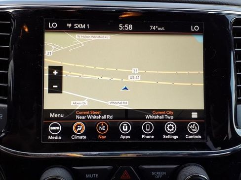 Used 2021 Jeep Grand Cherokee Limited w/ Premium Lighting Group AWD/4WD image 3