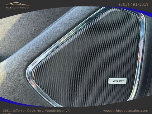 Used 2019 Chevrolet Suburban LT image 13