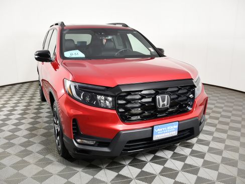 Certified 2023 Honda Passport Elite image 3