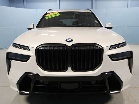 Used 2023 BMW X7 xDrive40i w/ Executive Package image 38