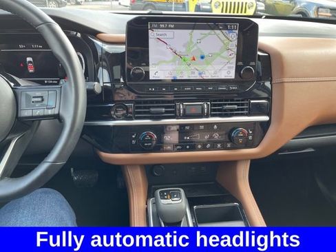 Used 2025 Nissan Pathfinder Platinum w/ Cargo Package image 17