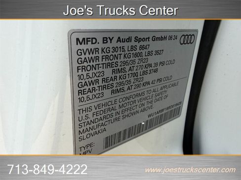 Used 2024 Audi RS Q8 AWD/4WD image 75