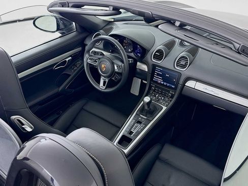 Certified 2022 Porsche 718 Boxster RWD image 22