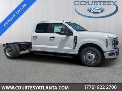 New 2025 Ford F350 XL w/ XL Chrome Package