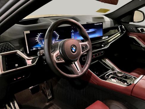 New 2026 BMW X6 M60i w/ Climate Comfort Package AWD/4WD image 9