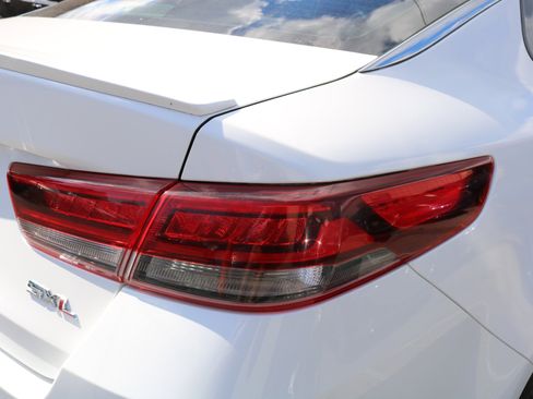 Used 2016 Kia Optima SX w/ Chrome Wheel Package image 10