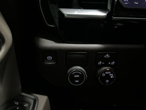 New 2026 Chevrolet Silverado 1500 LT w/ Protection Package image 28