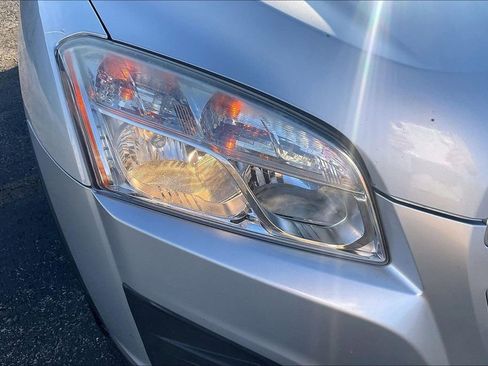 Used 2015 Chevrolet Trax LT w/ LT Sun and Sound Package image 32