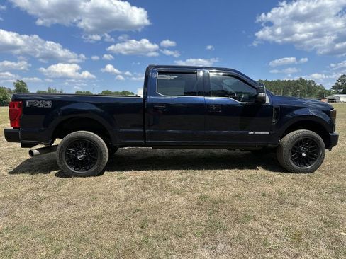 Used 2021 Ford F250 Lariat AWD/4WD image 4