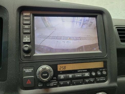 Used 2014 Honda Ridgeline SE image 28