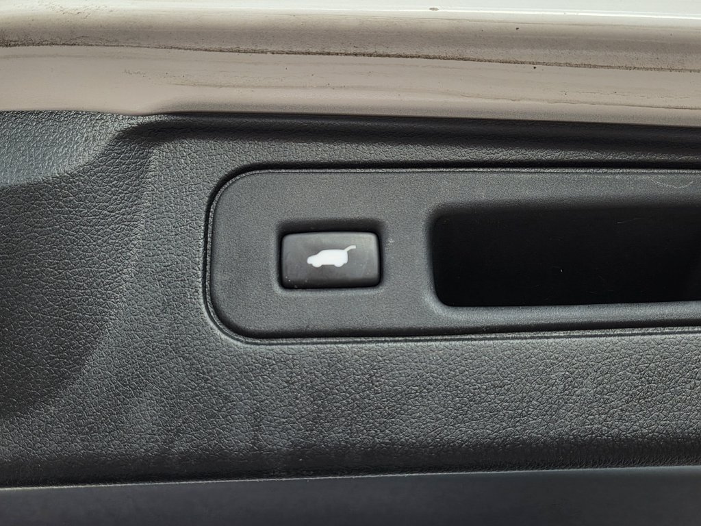 Used 2023 Honda Passport EX-L image 25