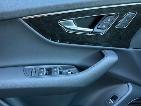 New 2026 Audi Q7 2.0T Premium image 8