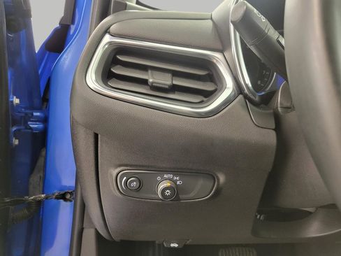 Used 2024 Chevrolet Equinox LT w/ LPO, Floor Liner Package AWD/4WD image 10