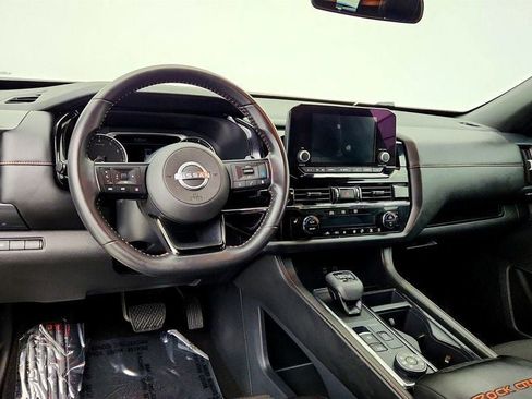 Used 2024 Nissan Pathfinder Rock Creek AWD/4WD image 11
