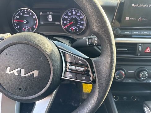 Used 2023 Kia Forte LXS w/ LXS Technology Package image 13