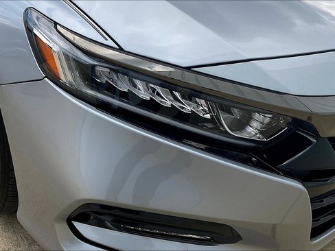 Used 2020 Honda Accord Sport image 28