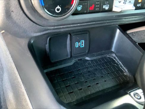 Used 2024 Ford Bronco Outer Banks AWD/4WD image 32