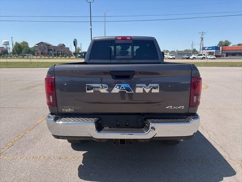New 2026 RAM 2500 Big Horn AWD/4WD image 5