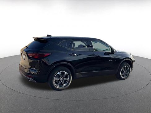 Used 2025 Chevrolet Blazer LT FWD image 15