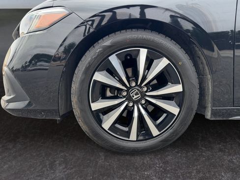 Used 2022 Honda Civic EX-L image 9