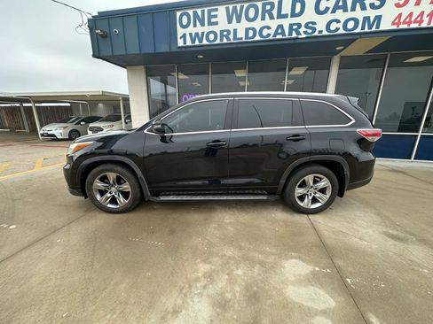 Used 2015 Toyota Highlander Limited image 2