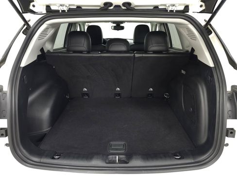 Used 2021 Jeep Compass Latitude w/ Sun and Sound Group AWD/4WD image 8
