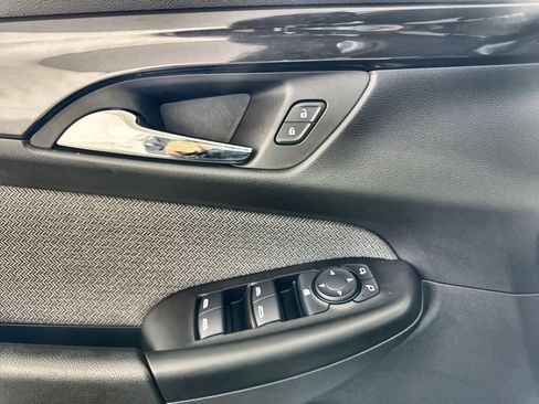 Used 2024 Chevrolet TrailBlazer LT image 15