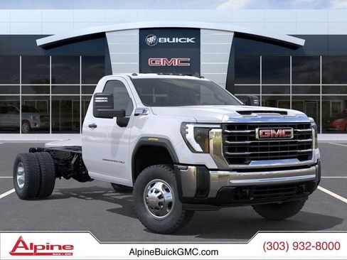 New 2026 GMC Sierra 3500 Pro AWD/4WD image 7